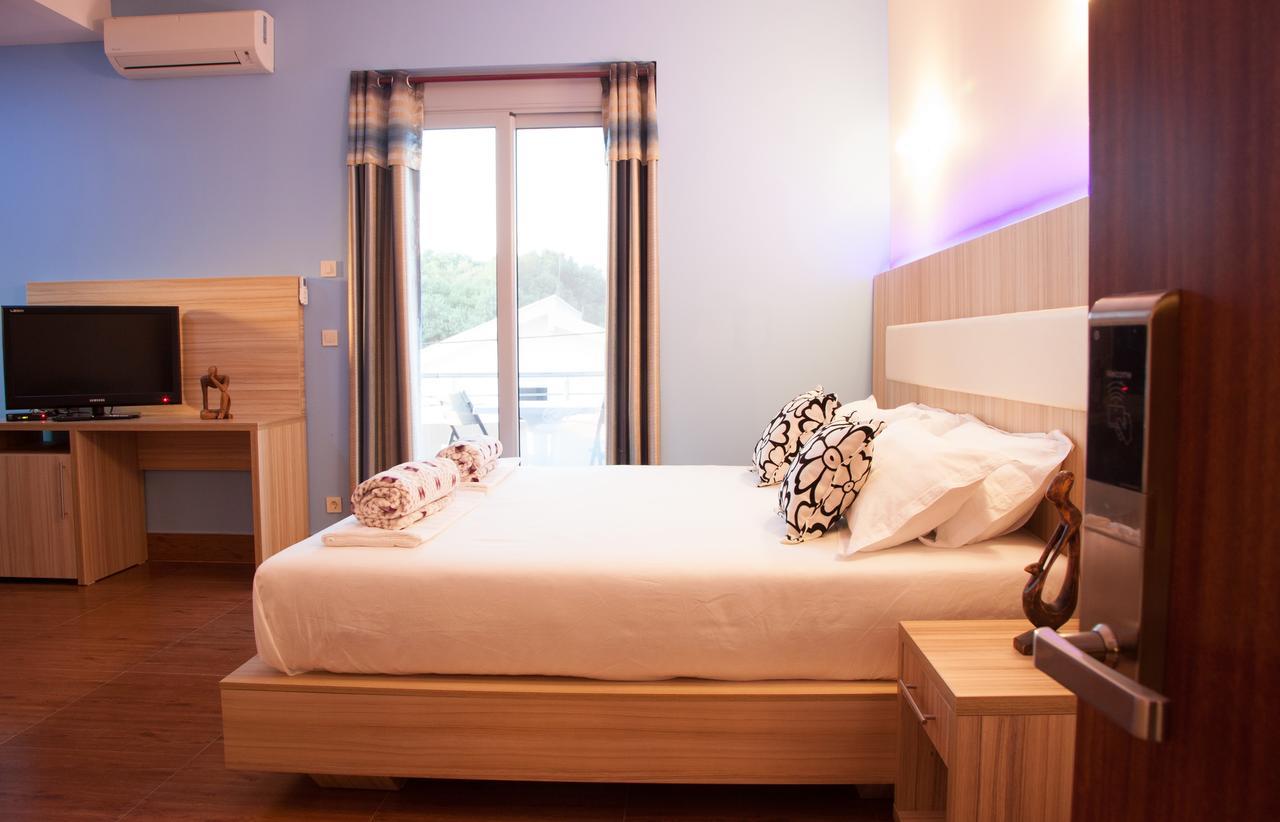 Hotel Blue Moon Ulcinj Exterior photo